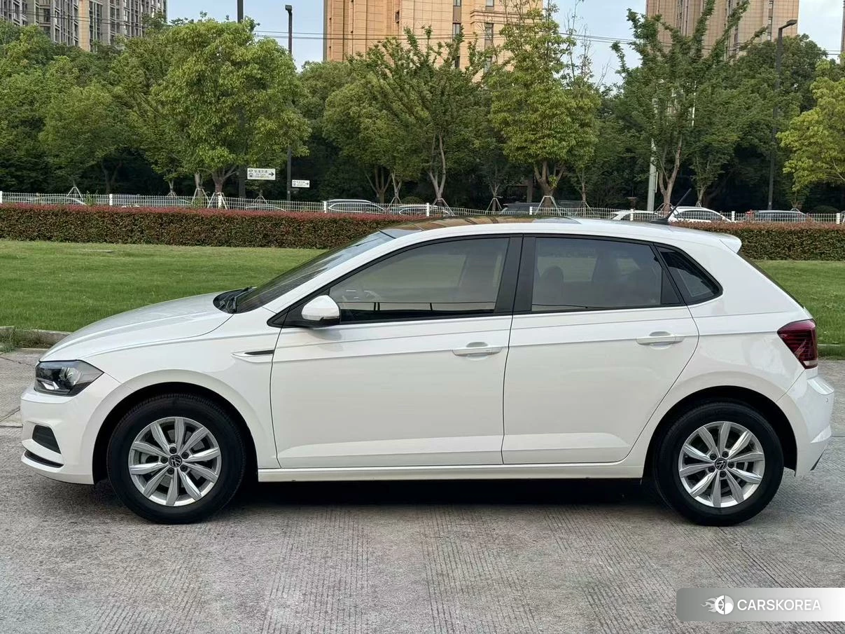 Volkswagen Polo 2021 Белый из Китая