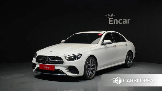 Mercedes-Benz E-Class W213 2022 Белый из Кореи