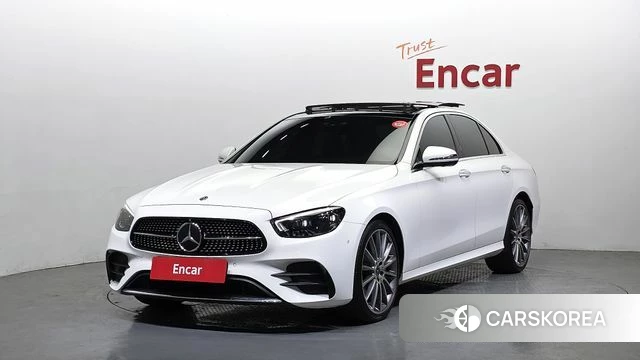 Mercedes-Benz E-Class W213 2021 Белый из Кореи