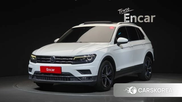 Volkswagen Tiguan second Generation 2018 Белый из Кореи