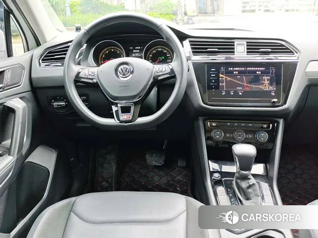 Volkswagen Tiguan L 2021 Белый из Китая