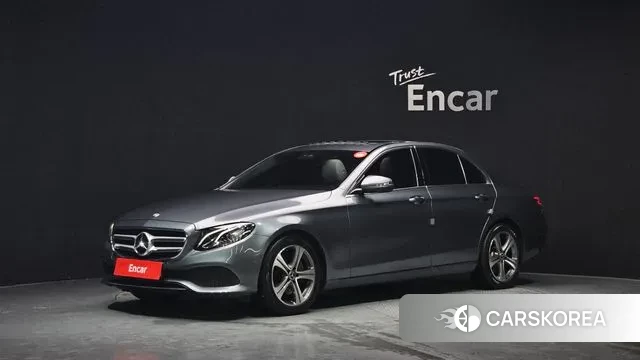 Mercedes-Benz E-Class W213 2019 Серый из Кореи