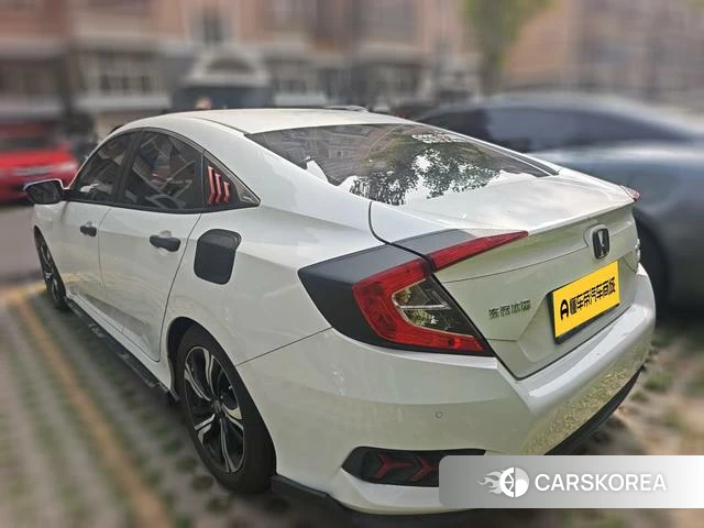 Honda Civic 2021 Белый из Китая