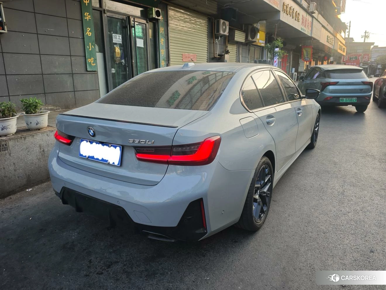 BMW 3 series 2024 Темно-серый из Китая