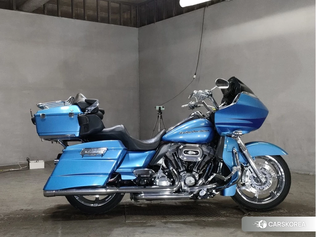 Проданный Harley-Davidson Road Glide FLTRU1690 2011 из Японии, фото 2