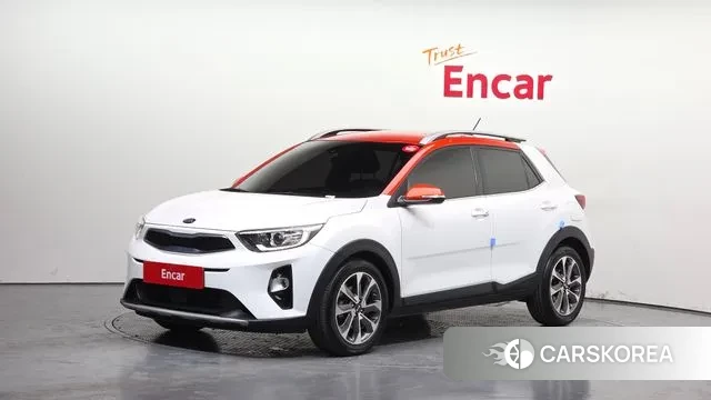 Kia Stonic 2018 Белый из Кореи