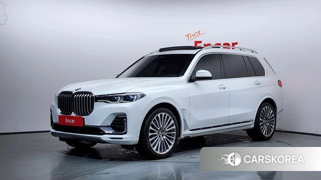 BMW X7 (G07) 2022 Белый из Кореи