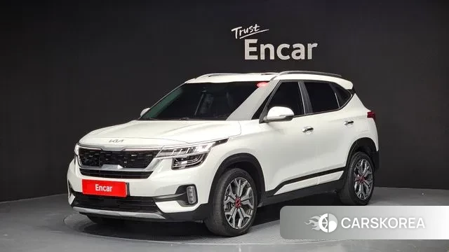 Kia Seltos 2022 Белый из Кореи
