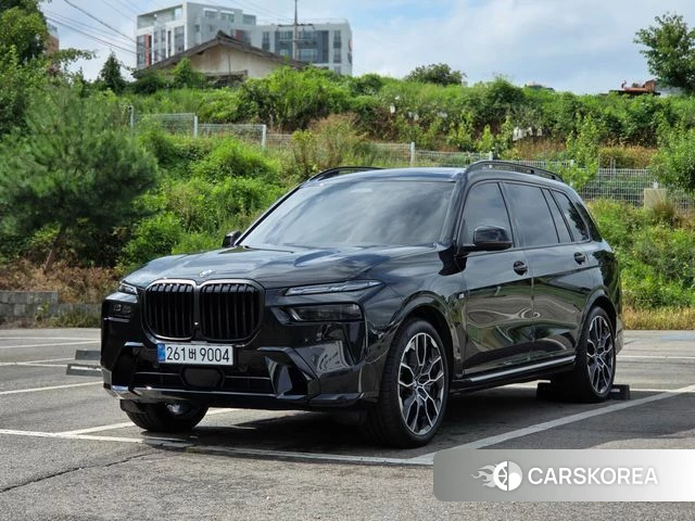 BMW X7 (G07) 2026 Черный из Кореи