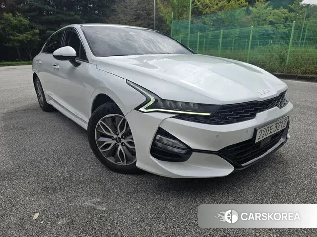 Kia K5 3rd generation 2023 Белый из Кореи