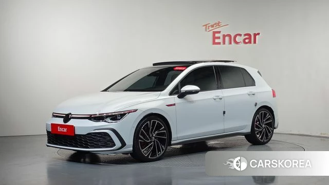Volkswagen Golf 8th Generation 2024 Белый из Кореи