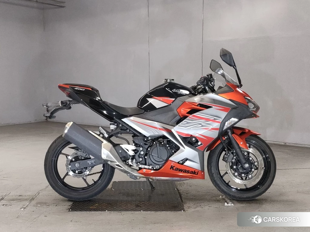 Проданный Kawasaki NINJA 400 2018 из Японии, фото 2