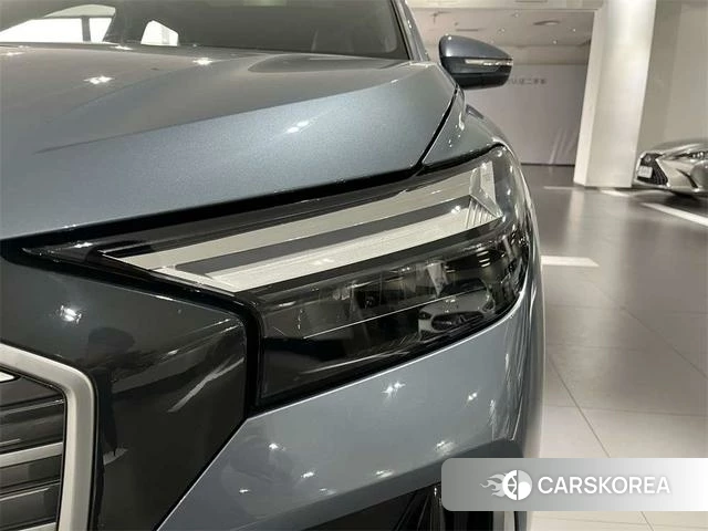 Audi Q4 e-tron 2024 Синий из Китая
