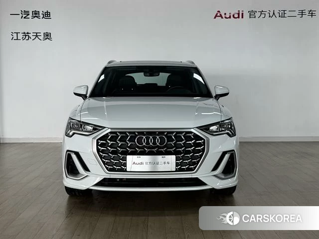Audi Q3 2024 Белый из Китая