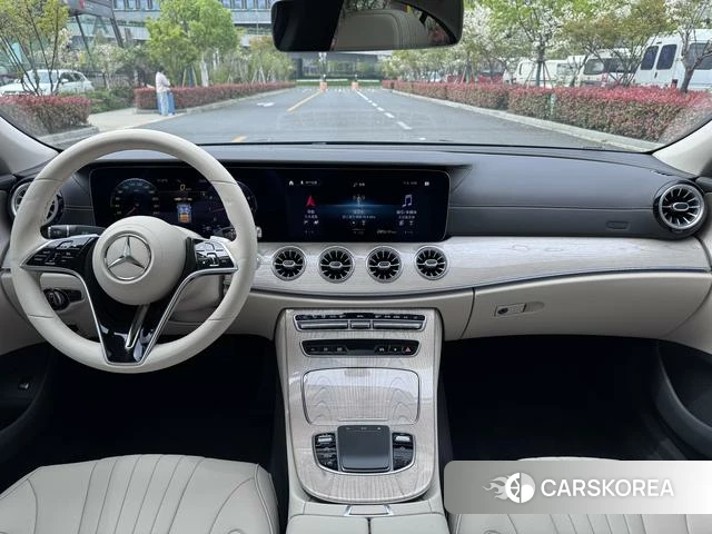 Mercedes-Benz CLS 2022 Зеленый из Китая