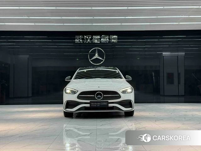 Mercedes-Benz Class C 2024 Белый из Китая