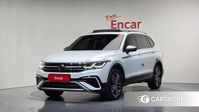 Volkswagen Tiguan Allspace 2022 Белый из Кореи