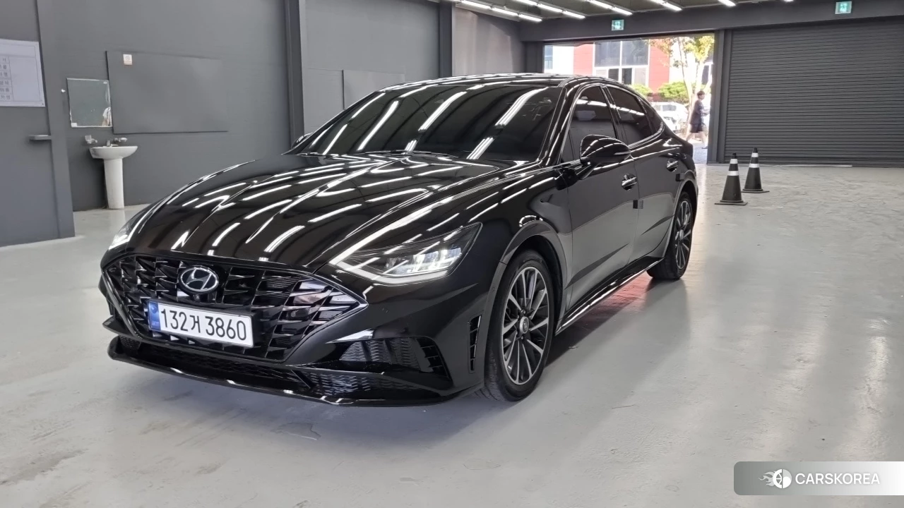 Hyundai Sonata (DN8) 2022 Черный из Кореи