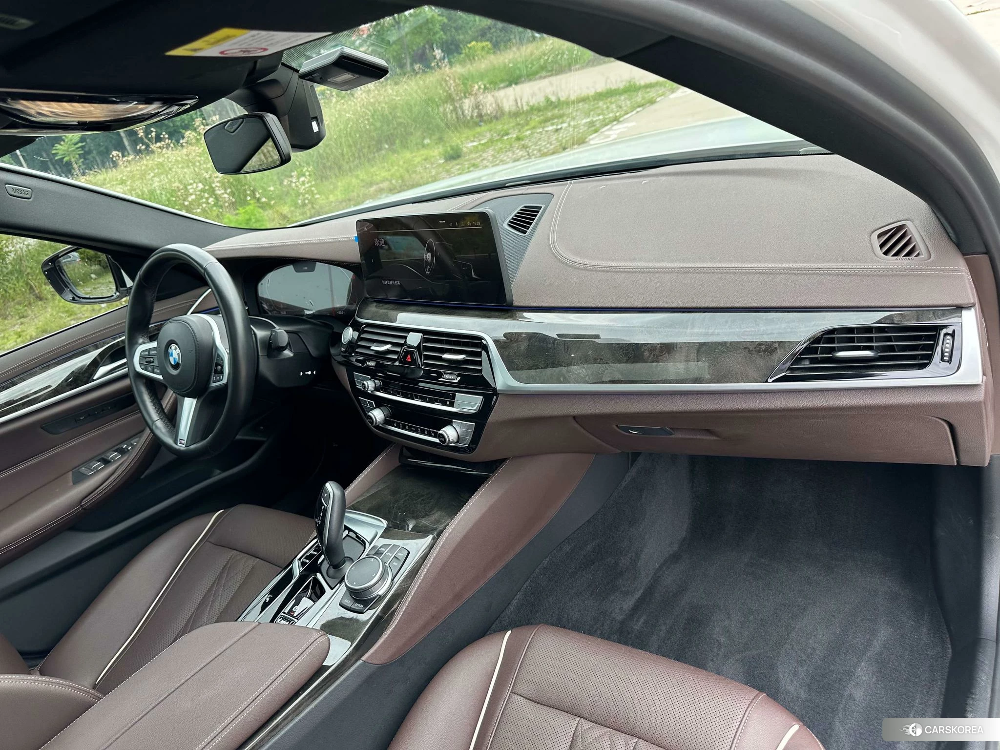 BMW 5 series 2021 Белый из Китая