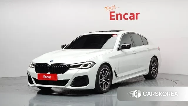 BMW 5 Series (G30) 2023 Черный из Кореи