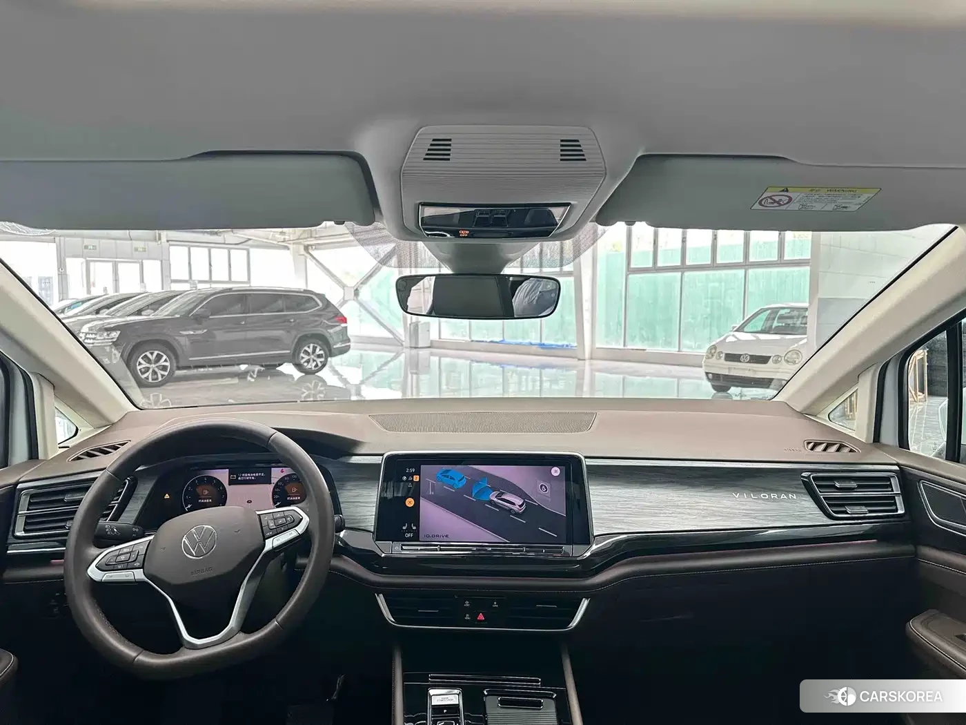 Volkswagen Viloran 2023 Белый из Китая