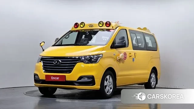 Hyundai The New Grand Starex 2019 Желтый из Кореи