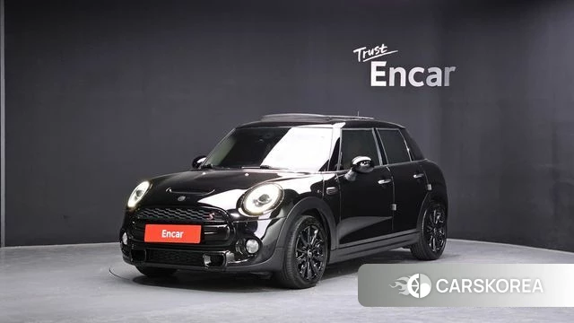 Mini Cooper S 2018 Черный из Кореи