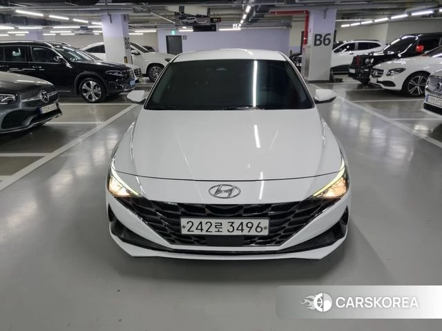 Hyundai Avante (CN7) 2020 Белый из Кореи