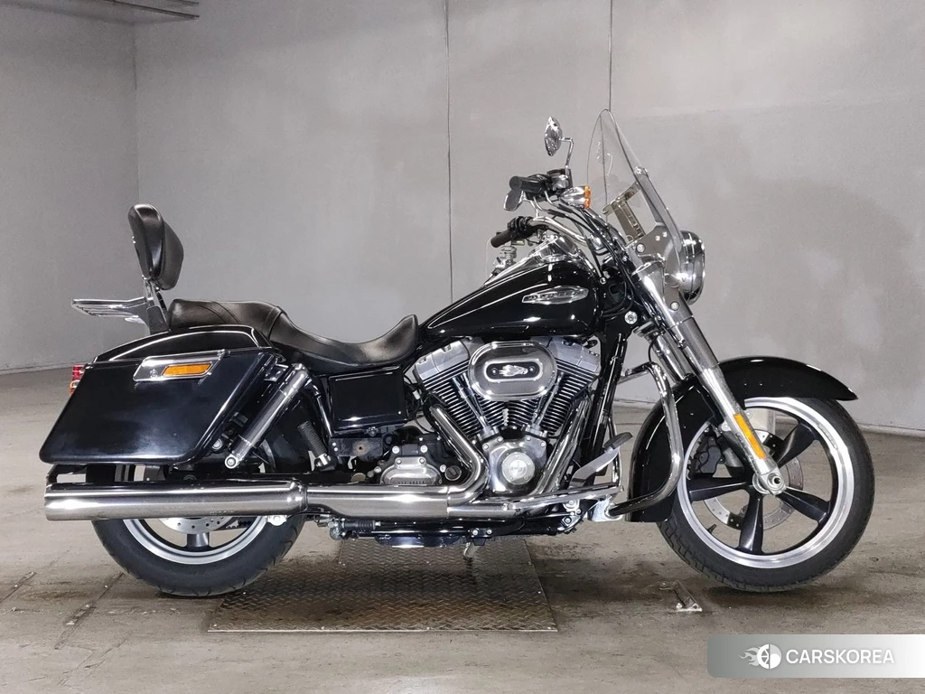 Проданный Harley-Davidson DYNA SWITCHBACK FLD1580 2013 из Японии