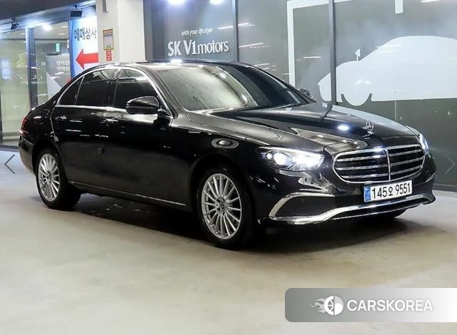 Mercedes-Benz E-Class W213 2023 Черный из Кореи