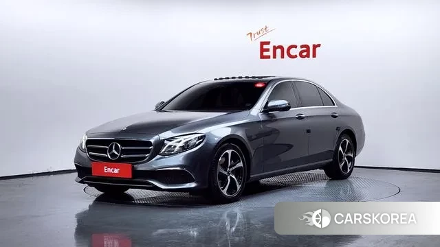 Mercedes-Benz E-Class W213 2020 Серый из Кореи