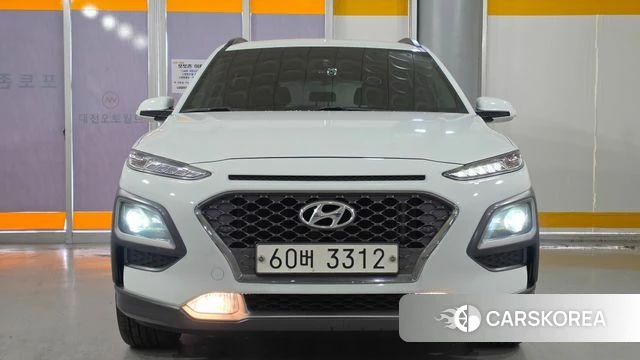 Hyundai Kona 2018 Белый из Кореи