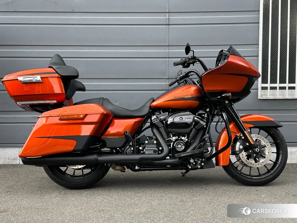 Проданный Harley-Davidson Road Glide FLTRXS1750 2019 из Японии