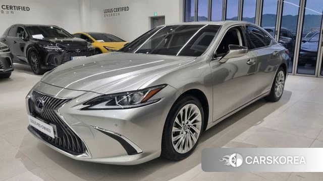 Lexus ES300h 7th generation 2021 Песочный из Кореи