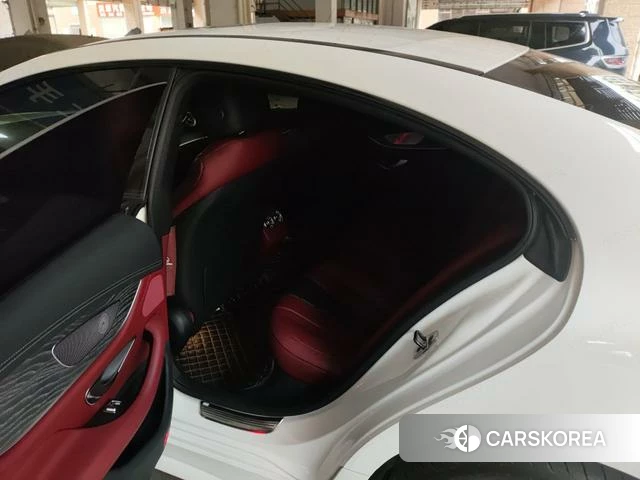 Mercedes-Benz CLS 2023 Белый из Китая