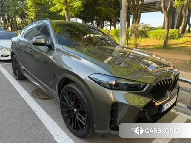 BMW X6 (G06) 2025 Золотой из Кореи