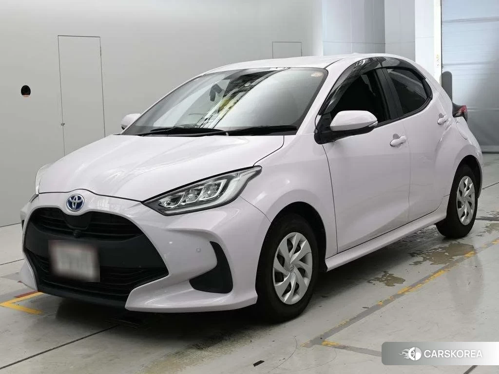 Toyota Yaris 2021 из Японии
