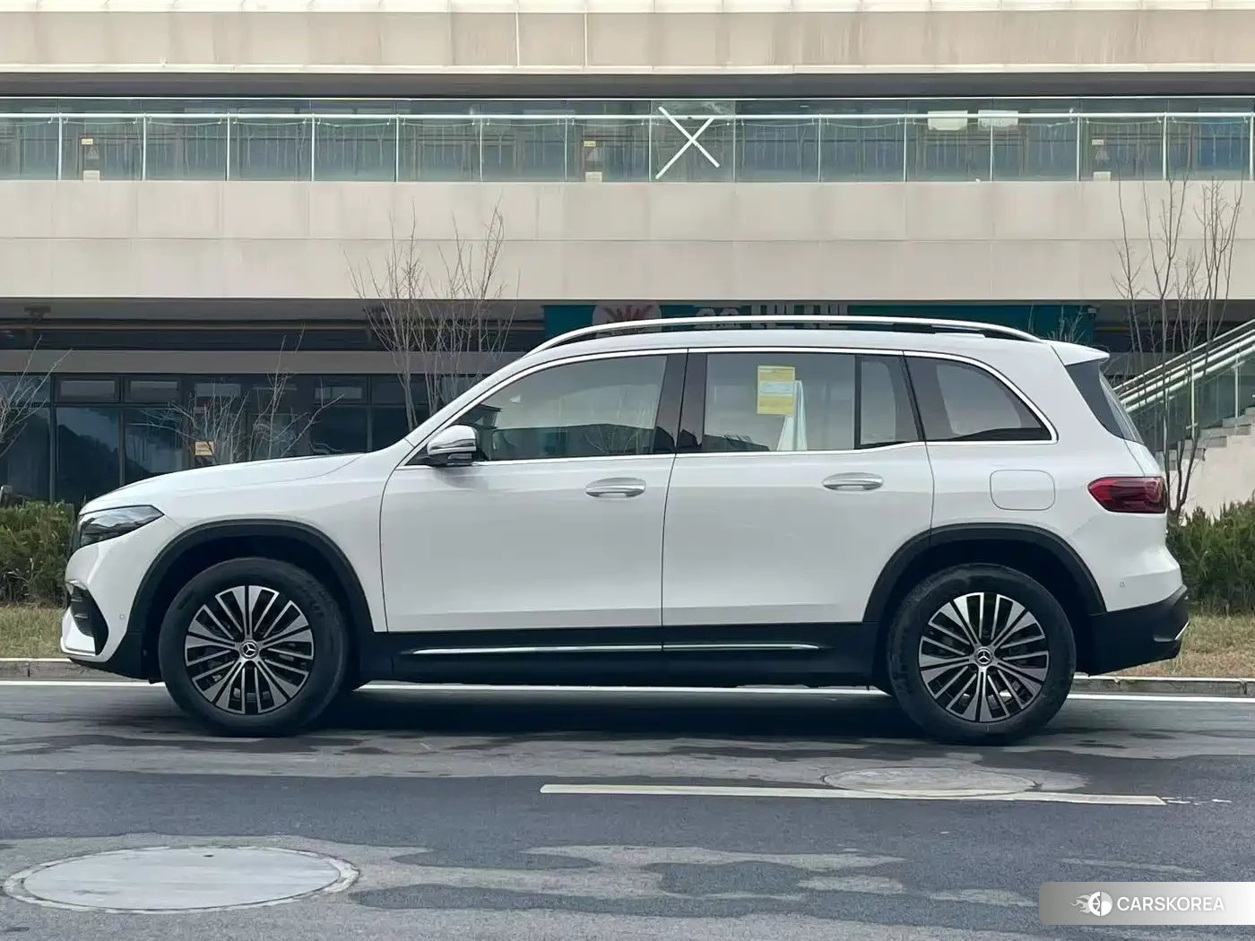 Mercedes-Benz EQB 2025 Белый из Китая