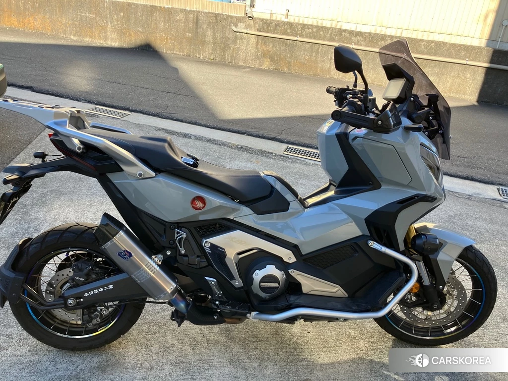 Проданный Honda X-ADV 750 2021 из Японии