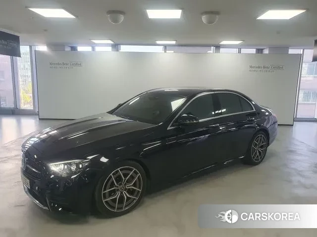 Mercedes-Benz E-Class W213 2021 Серый из Кореи