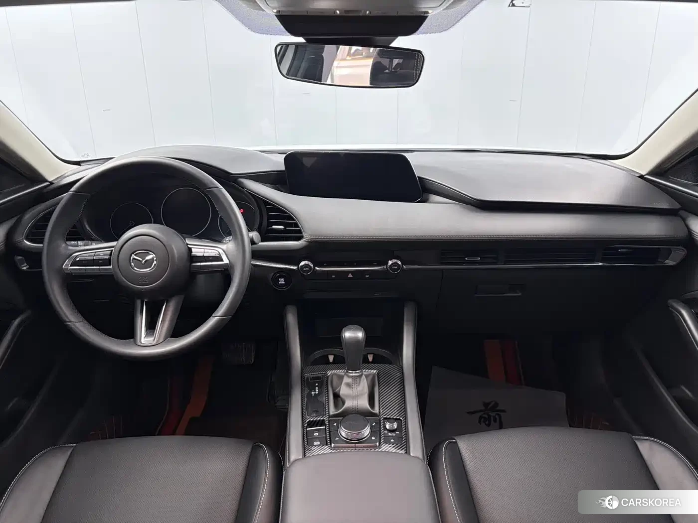 Mazda 3 2022 Белый из Китая