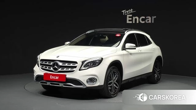 Mercedes-Benz GLA-Class X156 2019 Белый из Кореи