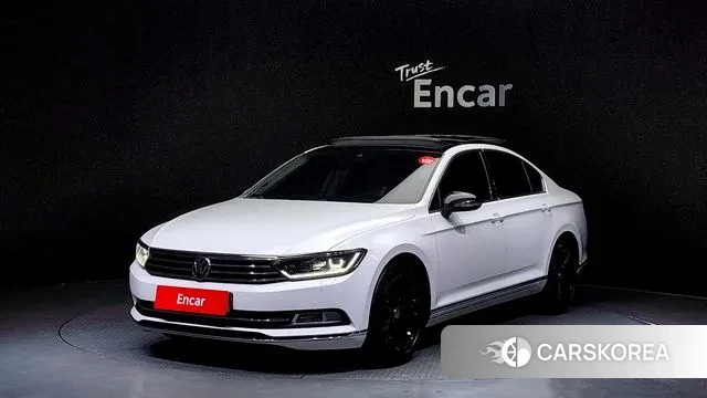 Volkswagen Passat GT (B8) 2018 Белый из Кореи