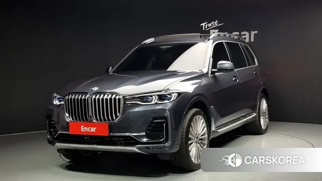 BMW X7 (G07) 2022 Серый из Кореи