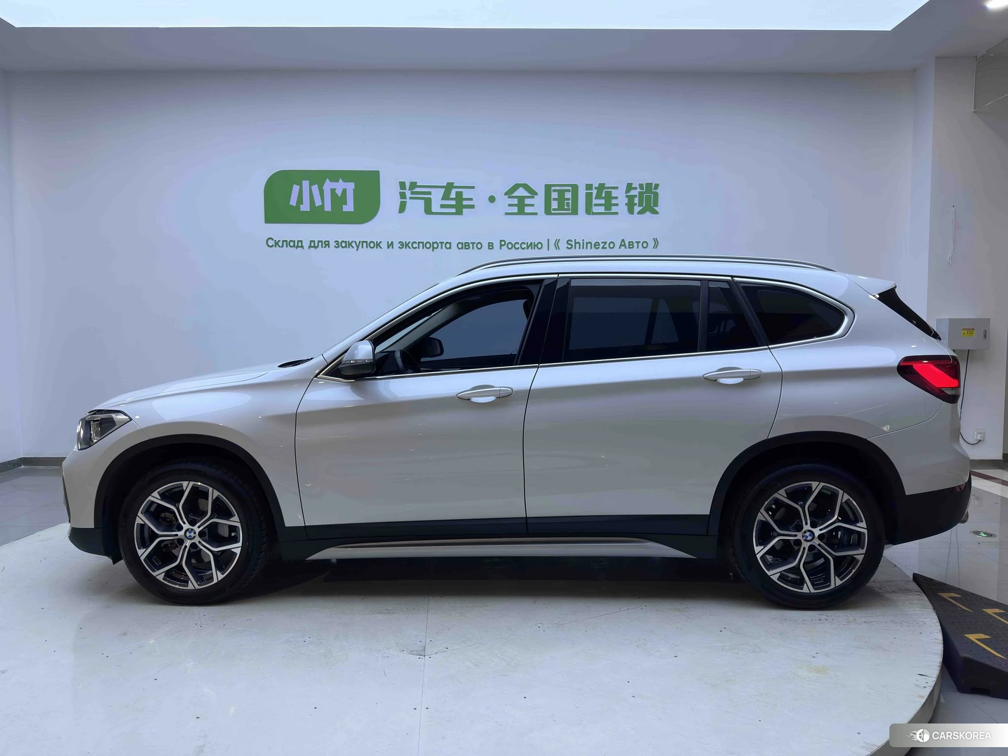 BMW X1 2021 Белый из Китая