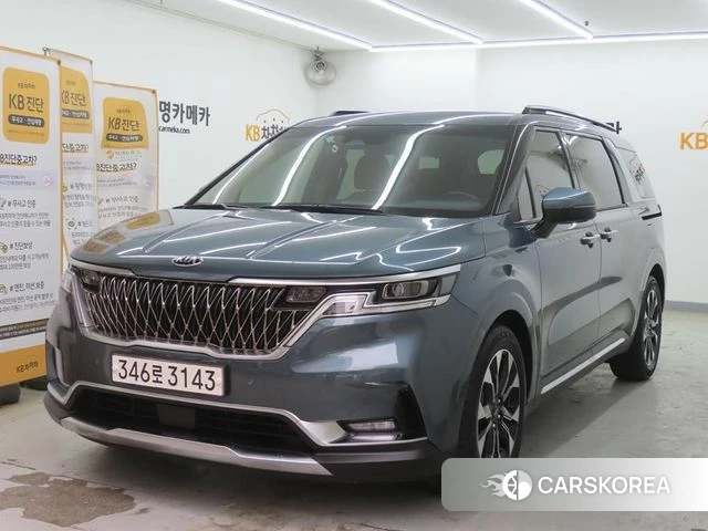 Kia Carnival 4th generation 2021 Серебристо-серый из Кореи