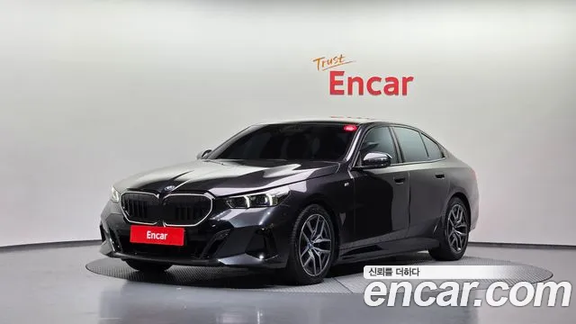 BMW i5 (G60) 2023 Черный из Кореи