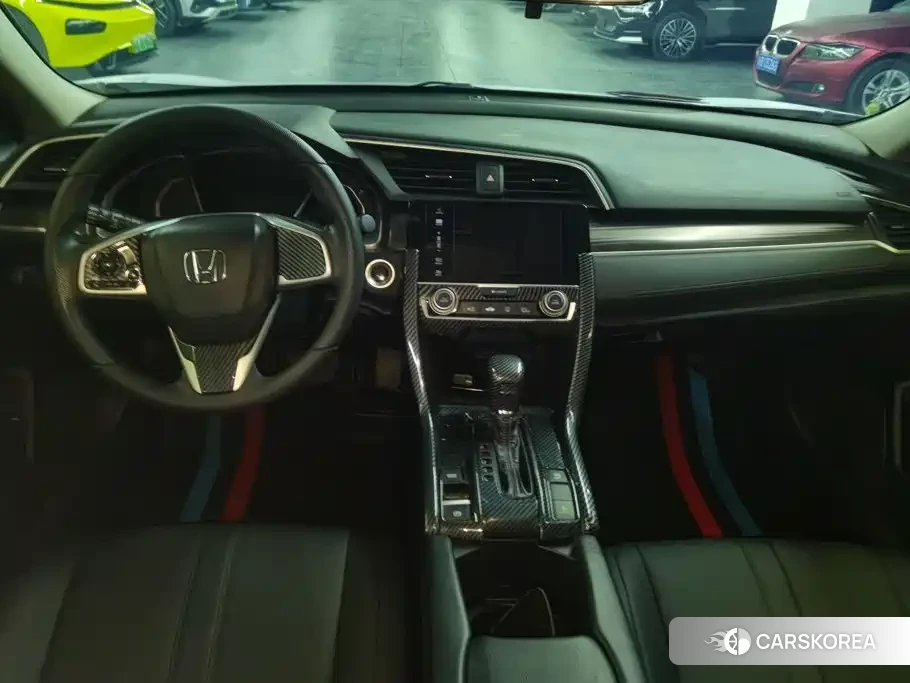 Honda Civic 2021 Белый из Китая