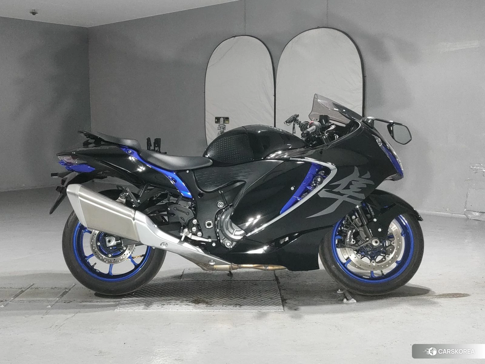 Suzuki GSX1300R HAYABUSA 2022 из Японии