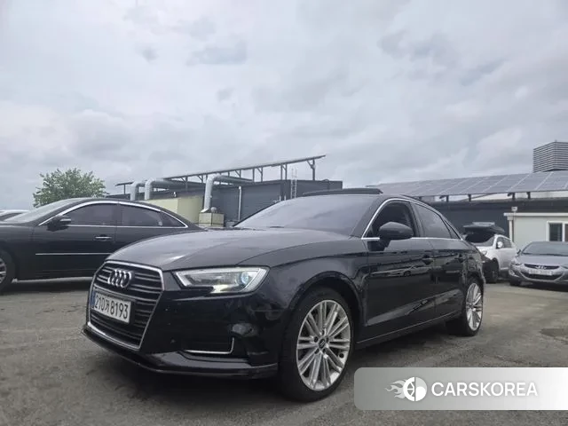 Audi New A3 2018 Черный из Кореи